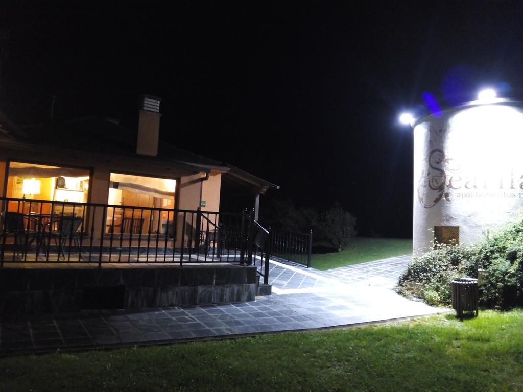 La Searila Pension Seares Buitenkant foto